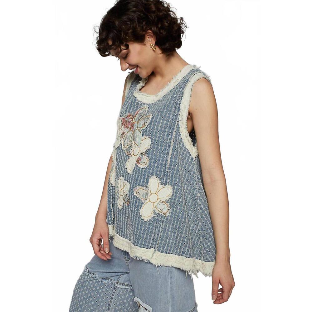 POL Blue Floral Appliqué Sleeveless Tank Top - Picture 4 of 7